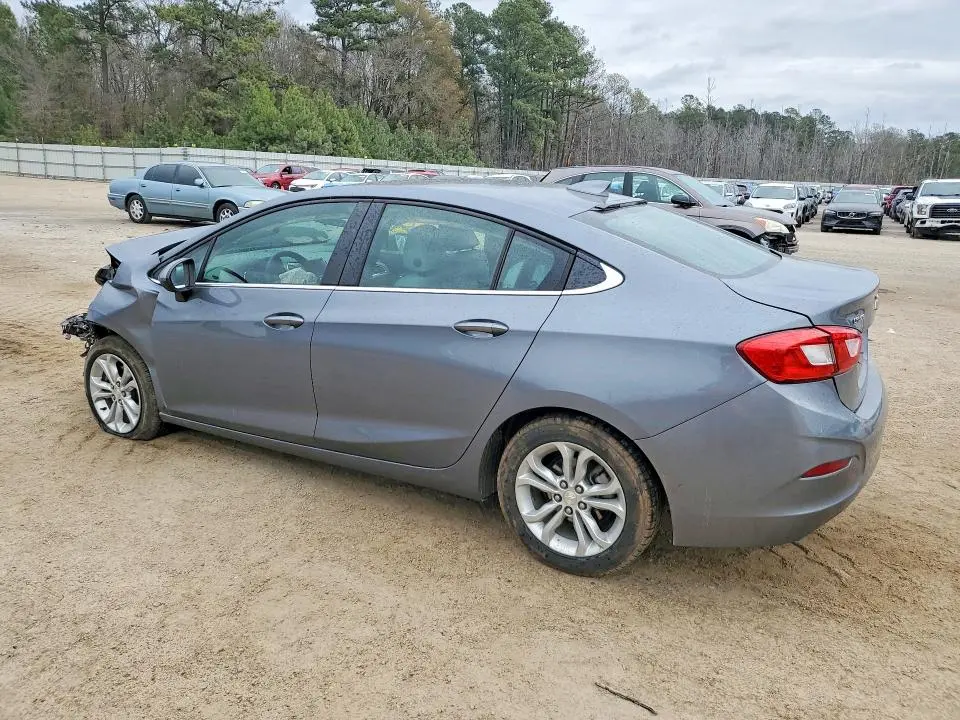 2019 CHEVROLET CRUZE LT  