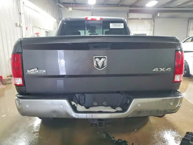2018 RAM 1500 SLT  