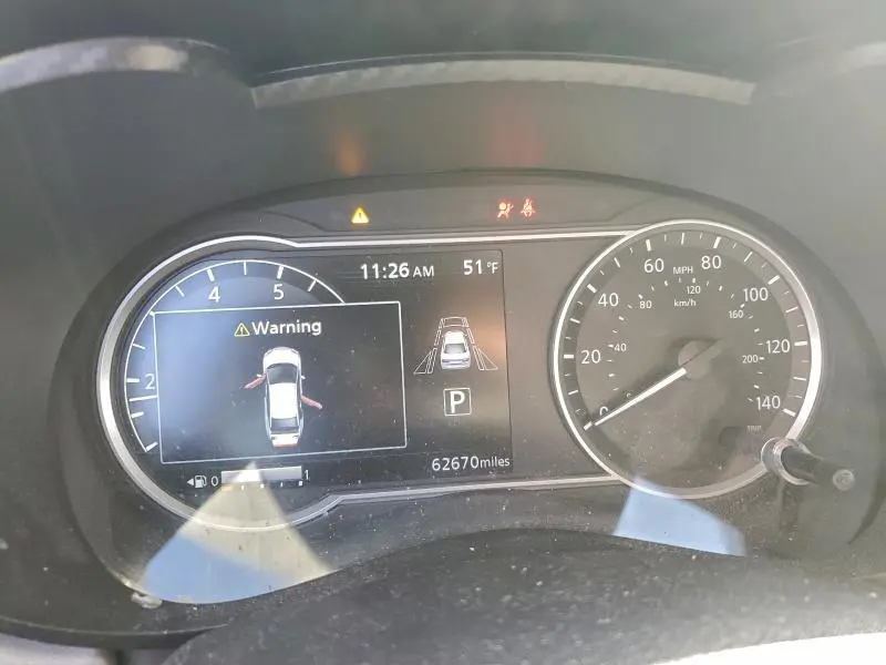 2021 NISSAN VERSA SV  