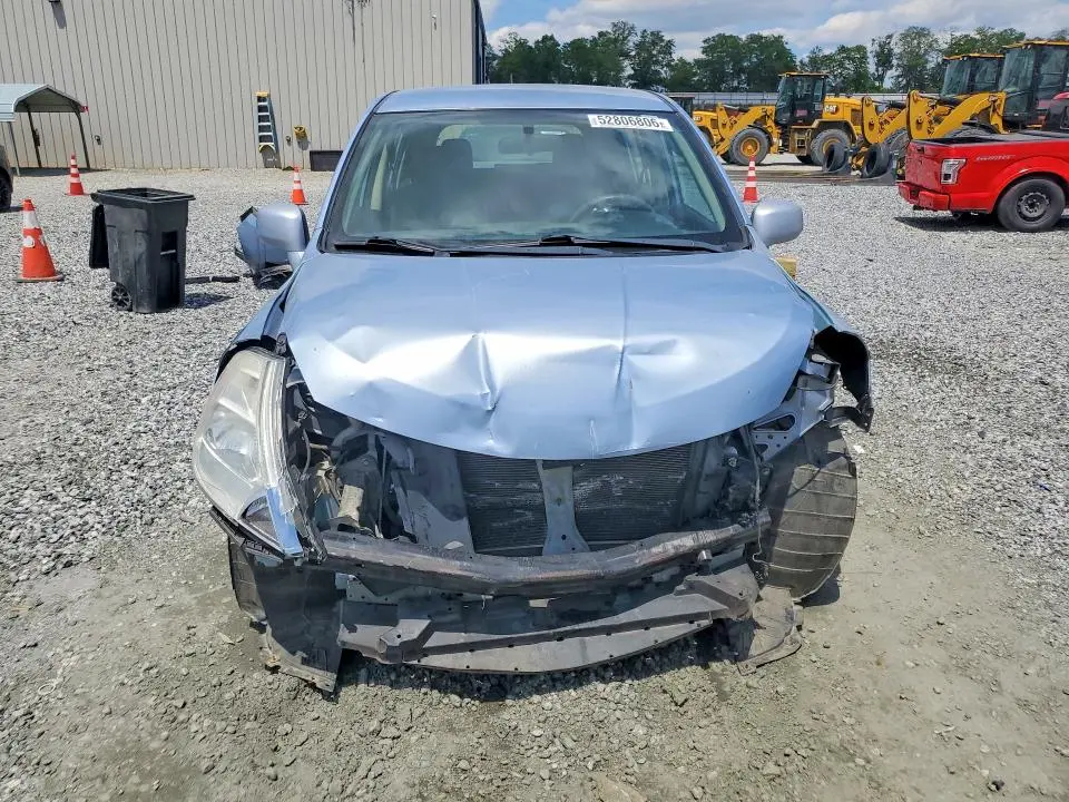 2011 NISSAN VERSA 1.8 S  