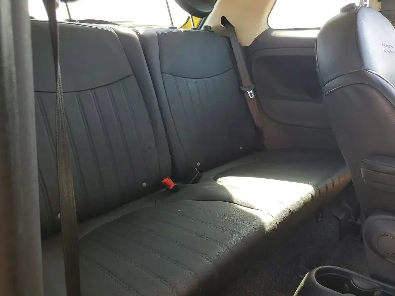 2012 FIAT 500 LOUNGE  
