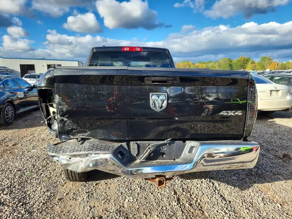 2016 RAM 1500 ST  