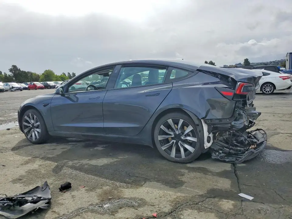 2024 TESLA MODEL 3   
