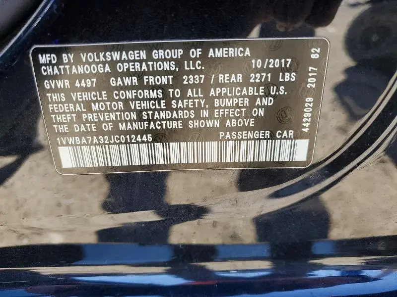 2018 VOLKSWAGEN PASSAT SE  