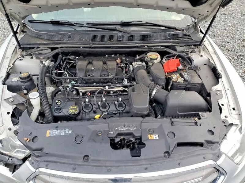 2017 FORD TAURUS SE  