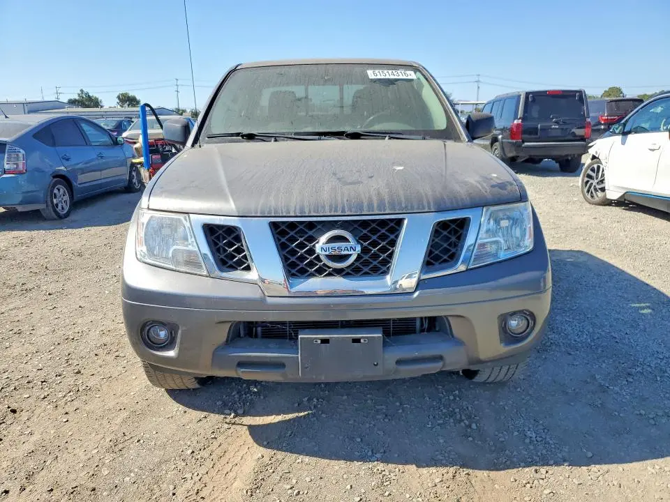 2019 NISSAN FRONTIER SV  