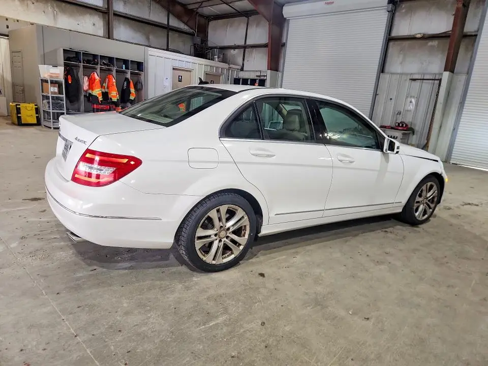 2013 MERCEDES-BENZ C 300 4MATIC  