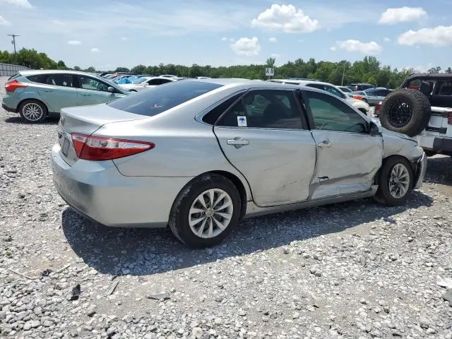 2016 TOYOTA CAMRY LE  