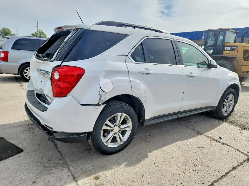 2015 CHEVROLET EQUINOX LT  