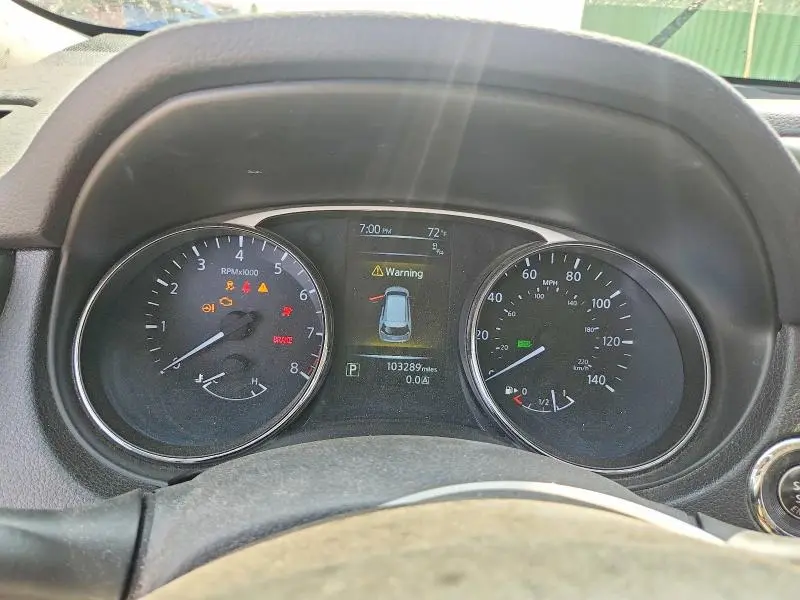 2016 NISSAN ROGUE SV  