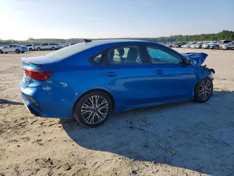 2023 KIA FORTE GT LINE  