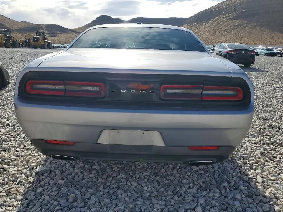 2015 DODGE CHALLENGER SXT  