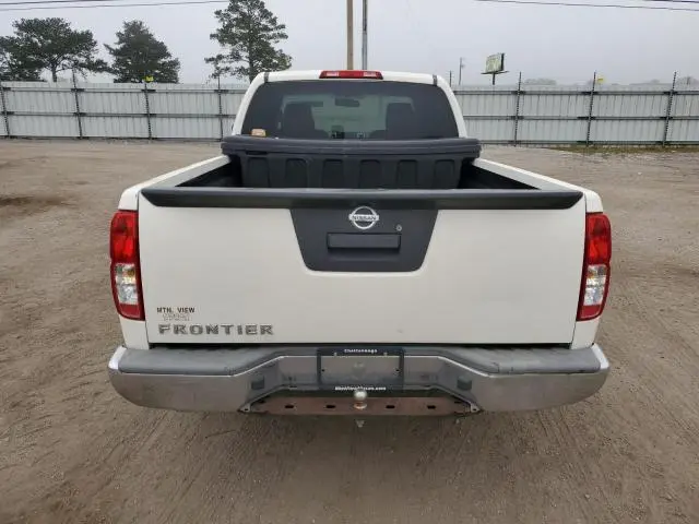 2015 NISSAN FRONTIER S  