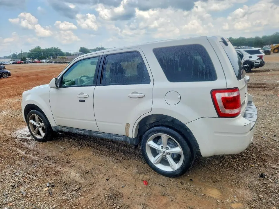2011 FORD ESCAPE LIMITED  