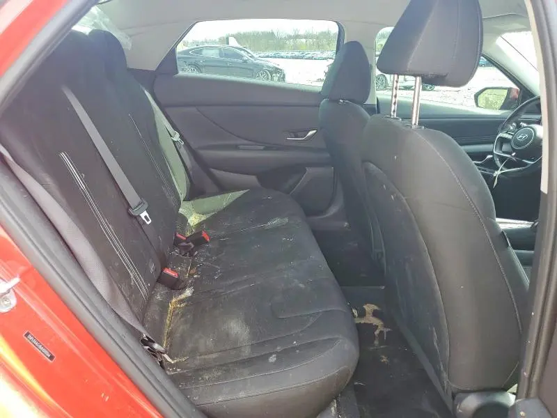 2021 HYUNDAI ELANTRA SEL  