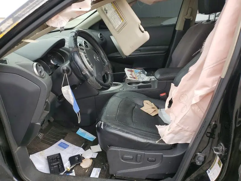 2012 NISSAN ROGUE S  