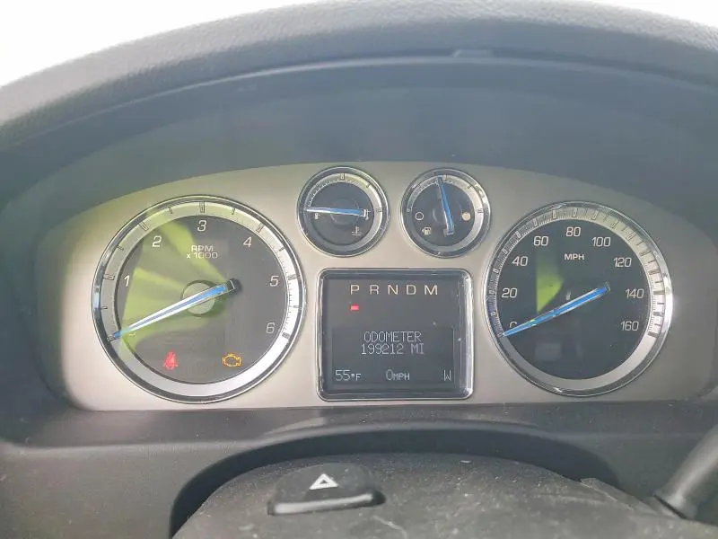 2010 CADILLAC ESCALADE ESV PREMIUM  