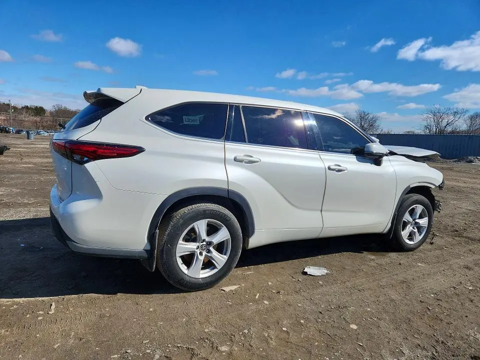2020 TOYOTA HIGHLANDER L  