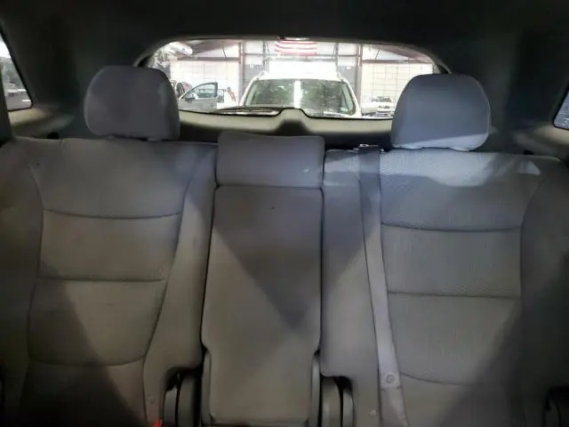2013 KIA SORENTO LX  