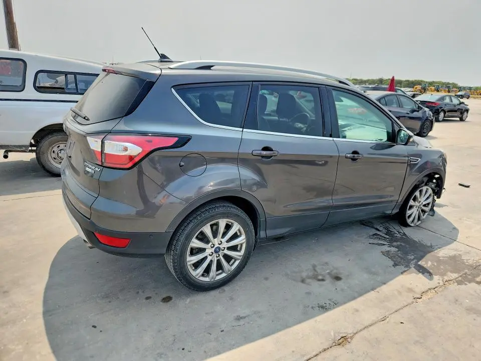 2018 FORD ESCAPE TITANIUM  