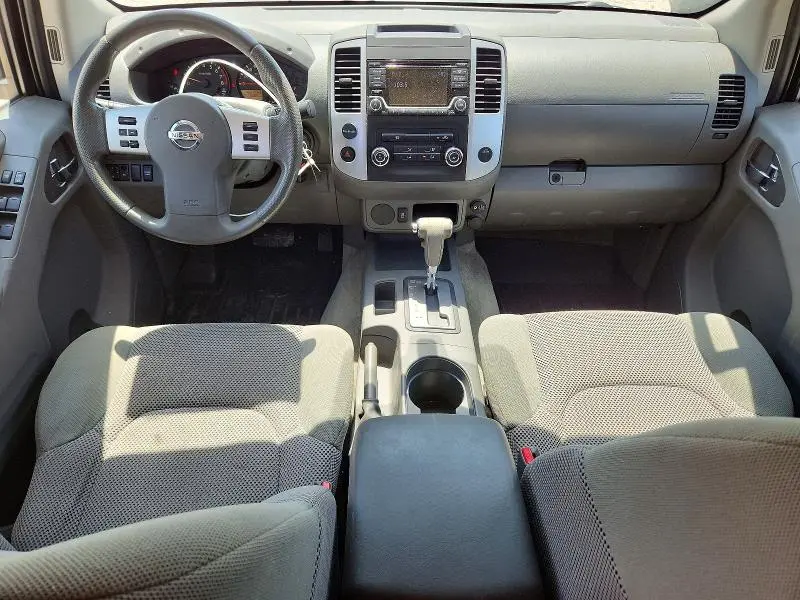 2018 NISSAN FRONTIER SV  