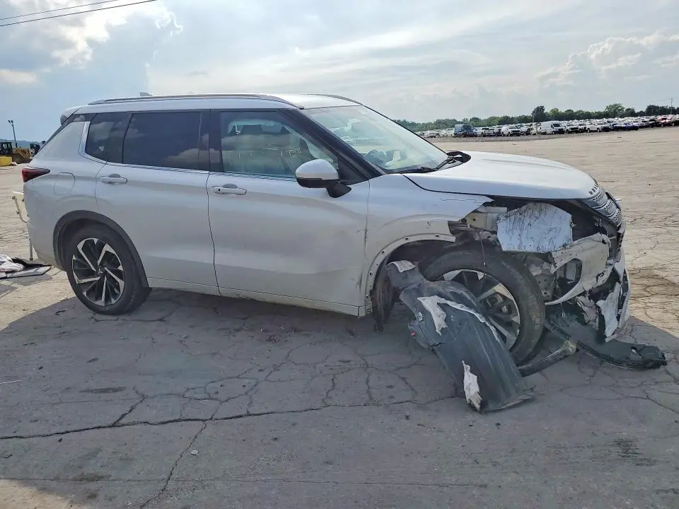 2024 MITSUBISHI OUTLANDER SEL  