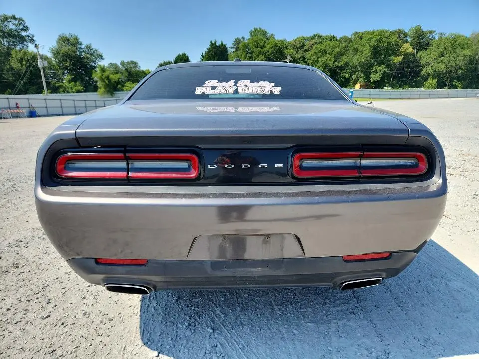 2015 DODGE CHALLENGER SXT  