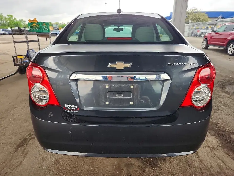 2015 CHEVROLET SONIC LT  