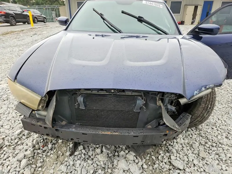 2013 DODGE CHARGER SXT  