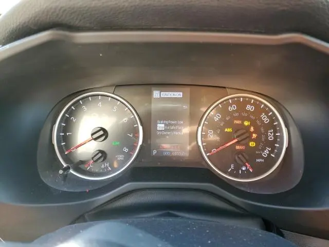 2019 TOYOTA RAV4 XLE  