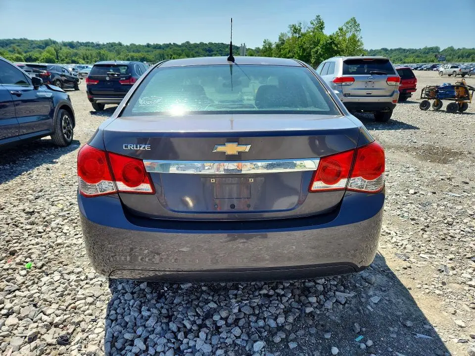 2011 CHEVROLET CRUZE LS  