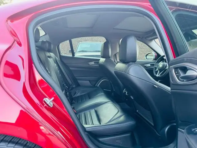 2017 ALFA ROMEO GIULIA TI Q4  