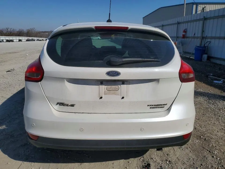2016 FORD FOCUS TITANIUM  