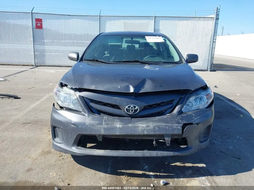 2011 TOYOTA COROLLA LE