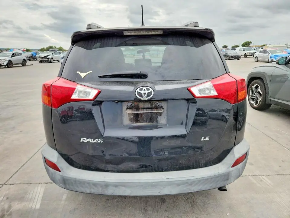 2014 TOYOTA RAV4 LE  