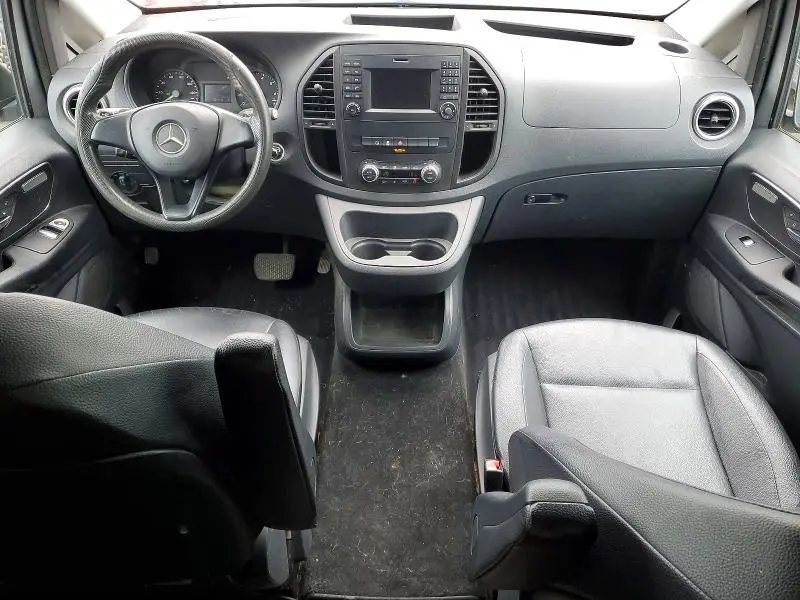 2016 MERCEDES-BENZ METRIS   