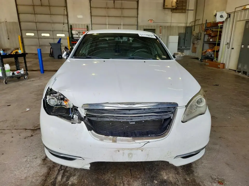 2013 CHRYSLER 200 LIMITED  
