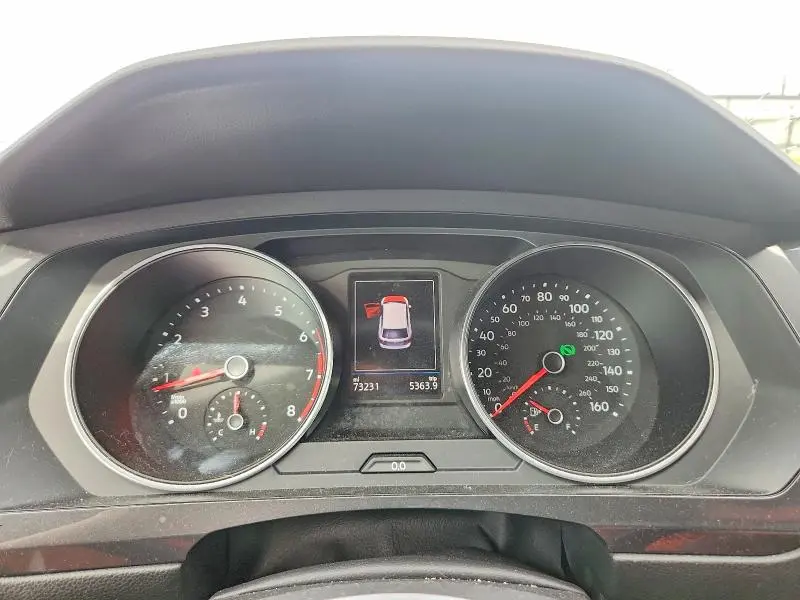 2020 VOLKSWAGEN TIGUAN SE  