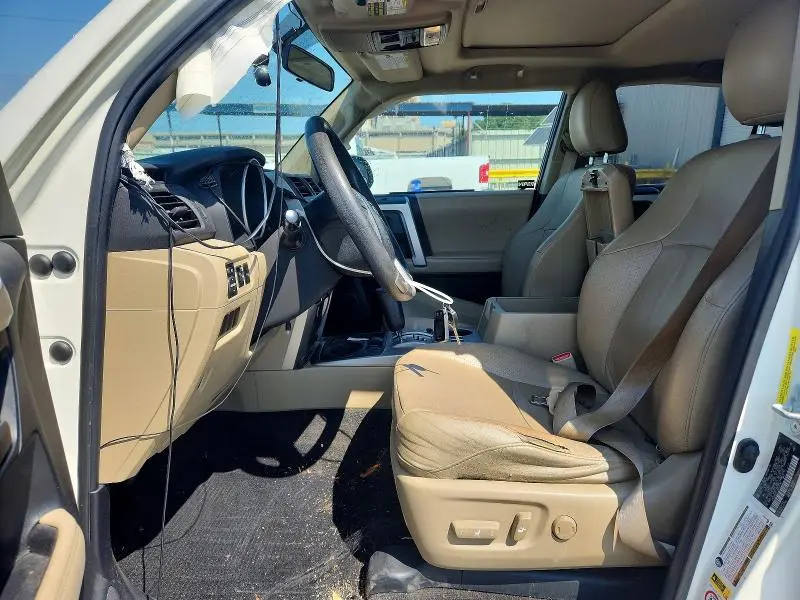 2010 TOYOTA 4RUNNER SR5  