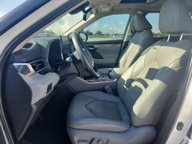 2023 TOYOTA HIGHLANDER L  