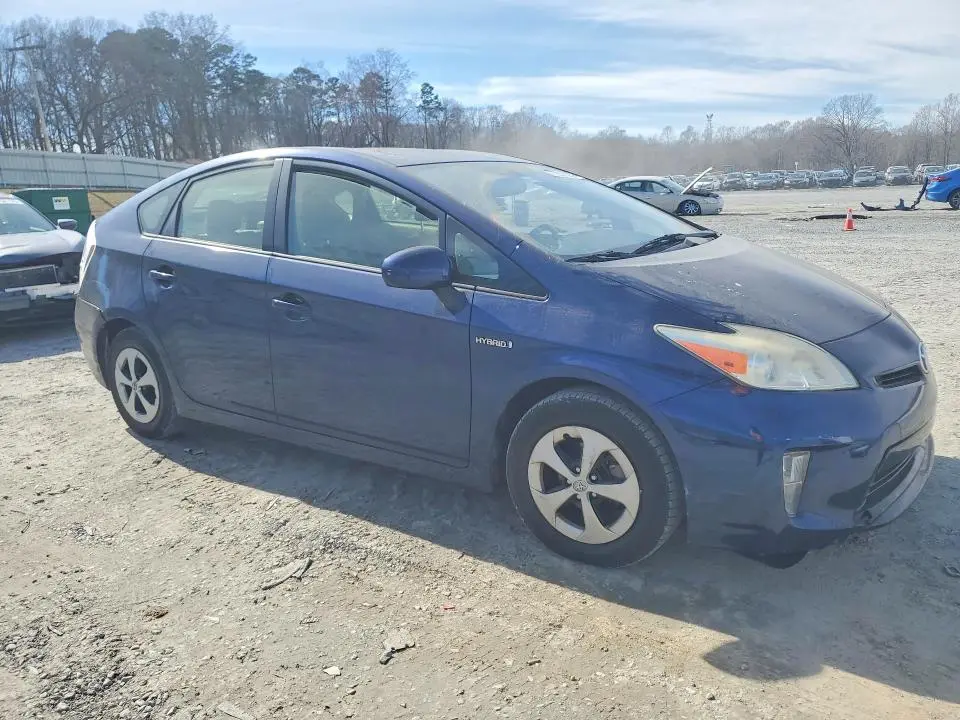 2014 TOYOTA PRIUS   