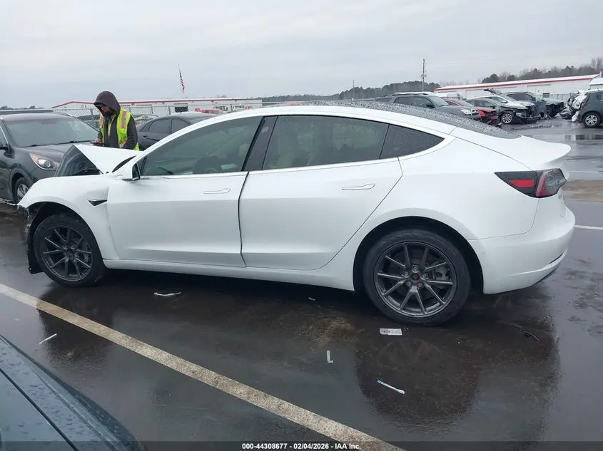 2018 TESLA MODEL 3 LONG RANGE/MID RANGE