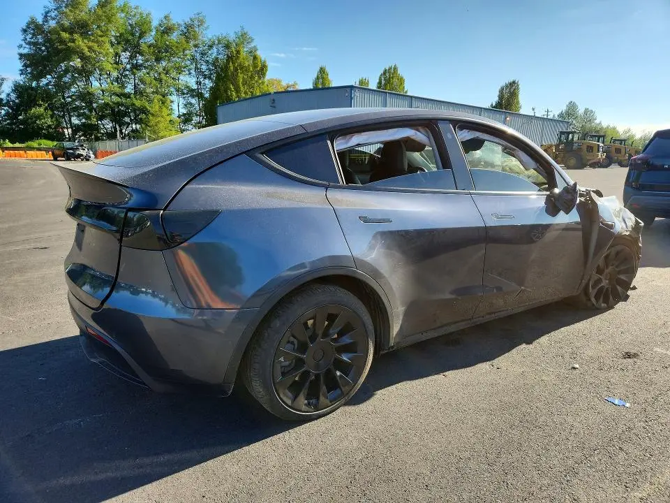 2022 TESLA MODEL Y   