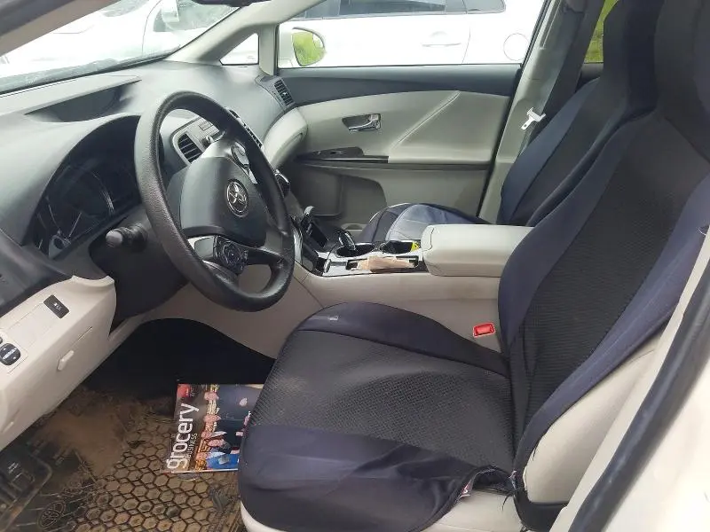 2013 TOYOTA VENZA LE  