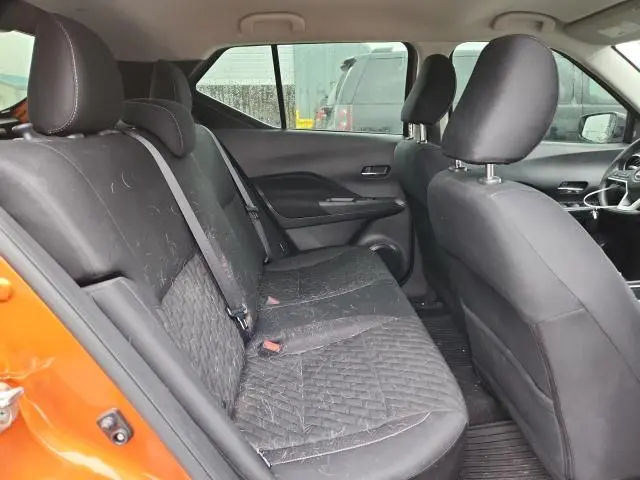 2023 NISSAN KICKS SV  