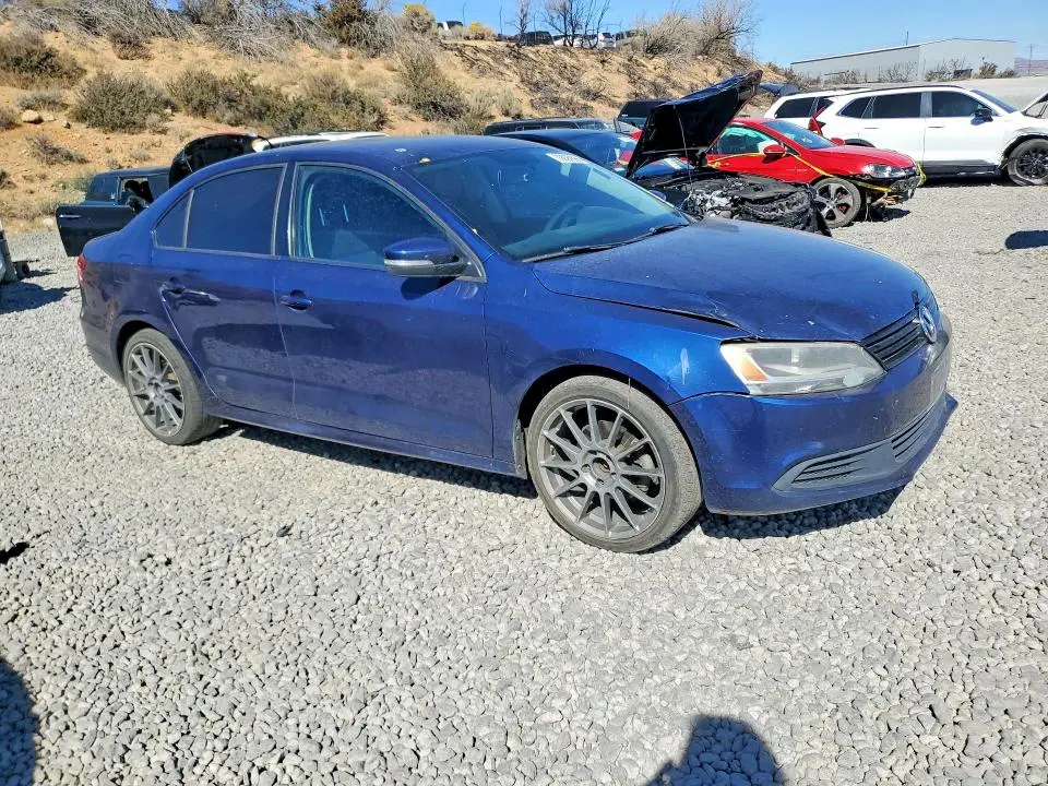 2014 VOLKSWAGEN JETTA SE  