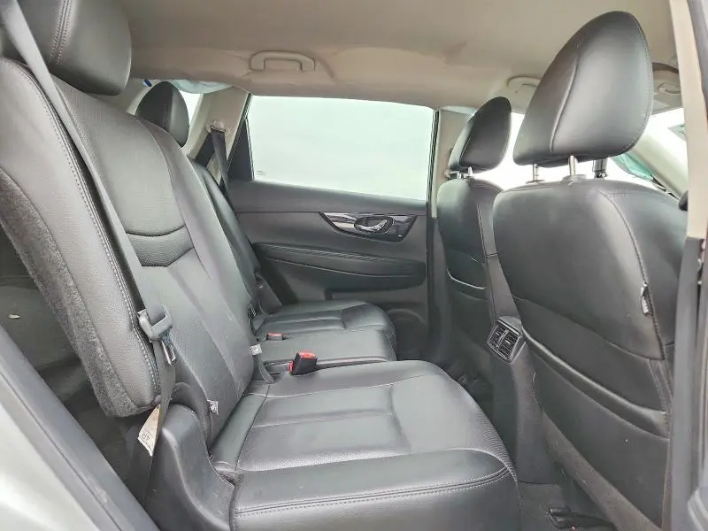 2019 NISSAN ROGUE SL  