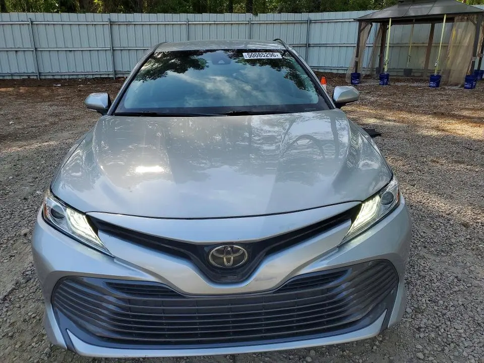 2018 TOYOTA CAMRY XLE  