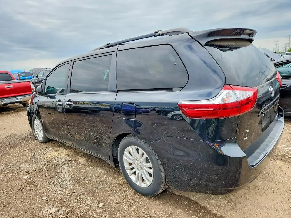2017 TOYOTA SIENNA XLE 8-PASSENGER  