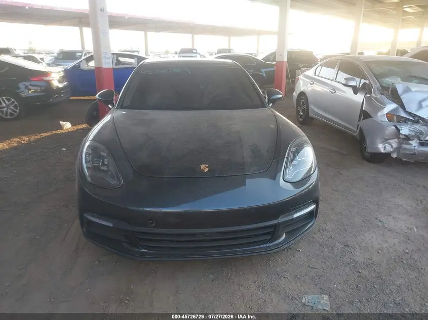 2018 PORSCHE PANAMERA 4